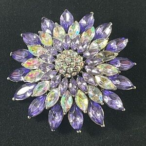 Purple Lavender Rhinestone’s Flower Brooch Pin Unbranded Jewelry Missing Stone